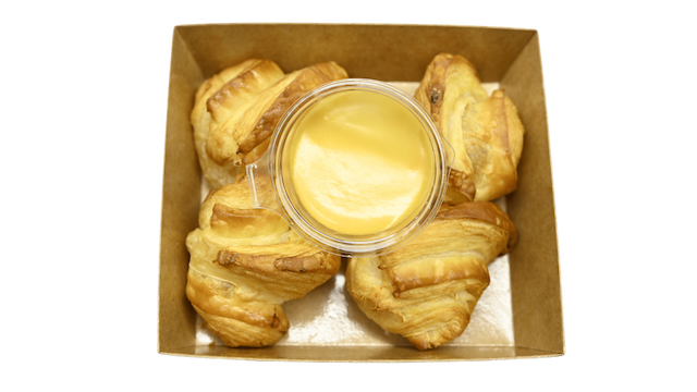 Croissant trứng muối