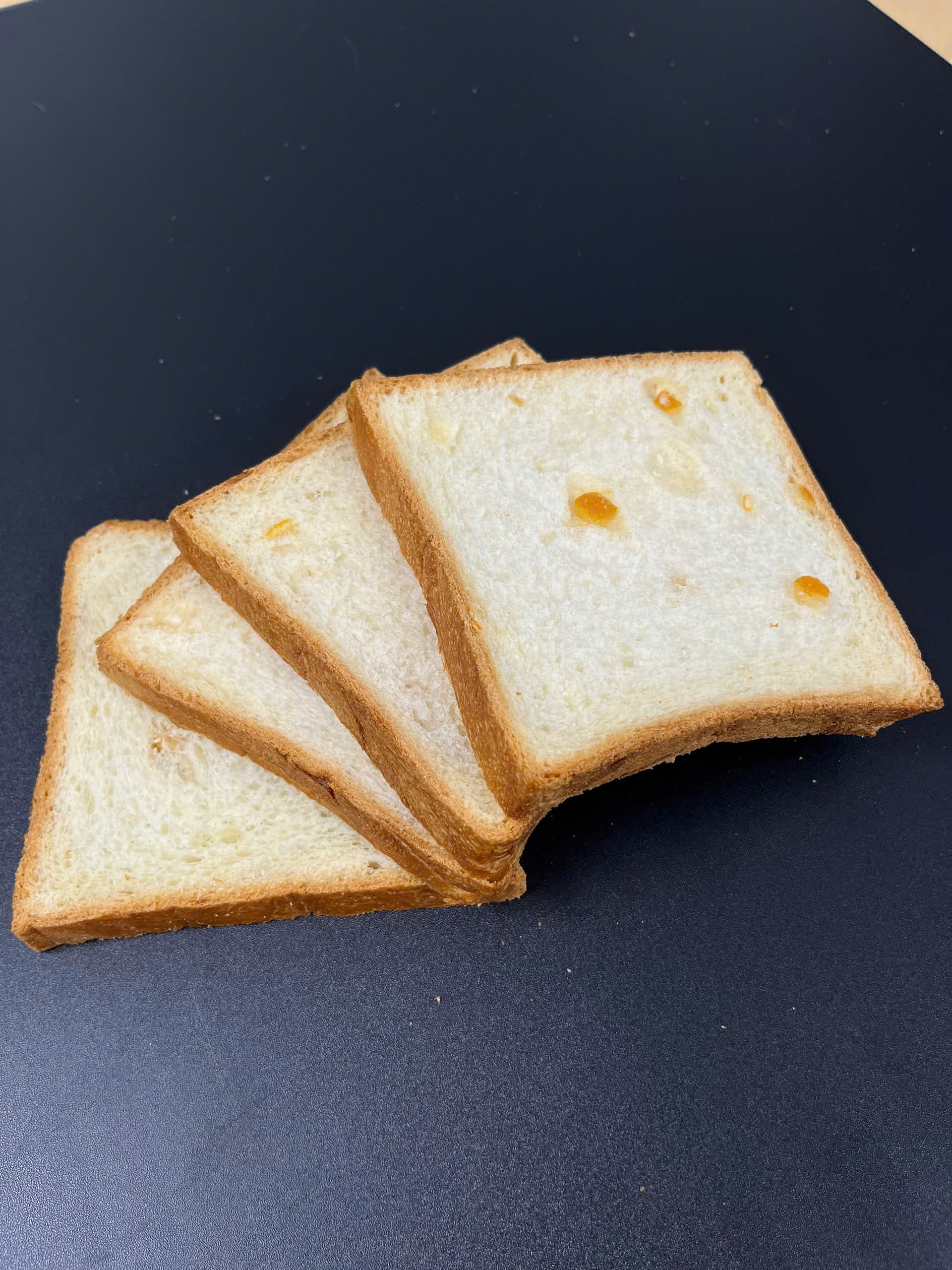 Bánh Mì Sandwich Cam