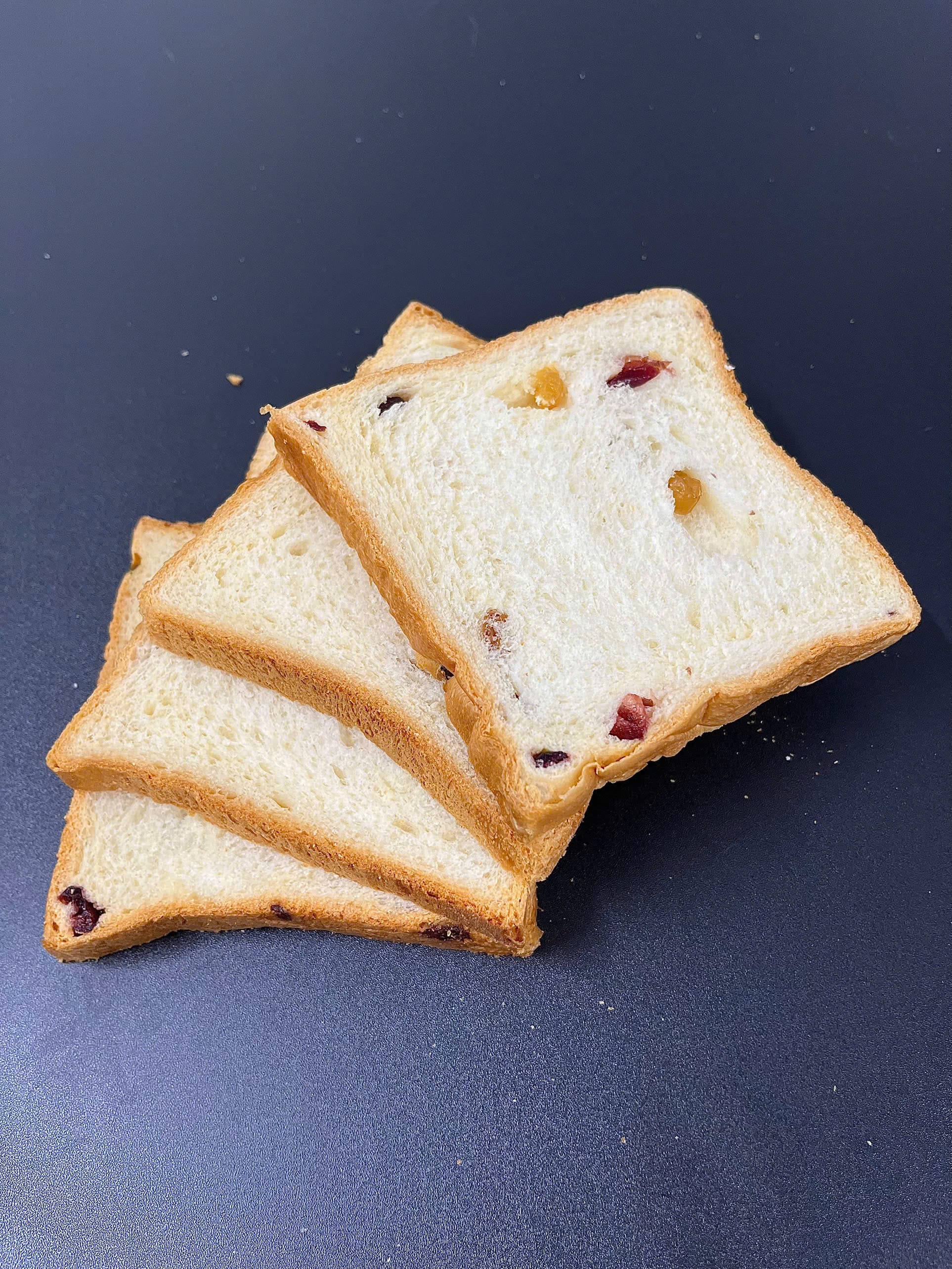 Bánh Mì Sandwich Trái Cây